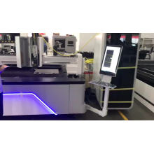 Machine de découpe laser à fibre à bas prix de type économique 1530 500w 700w 750w 1000w 1500w pour couper le métal